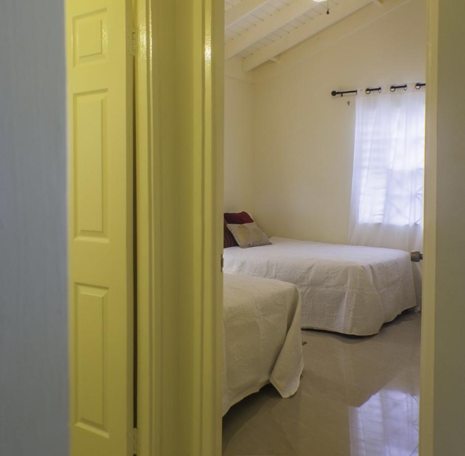 N2N Suites - Ochio Rios Vacation Home Ocho Rios Eksteriør bilde