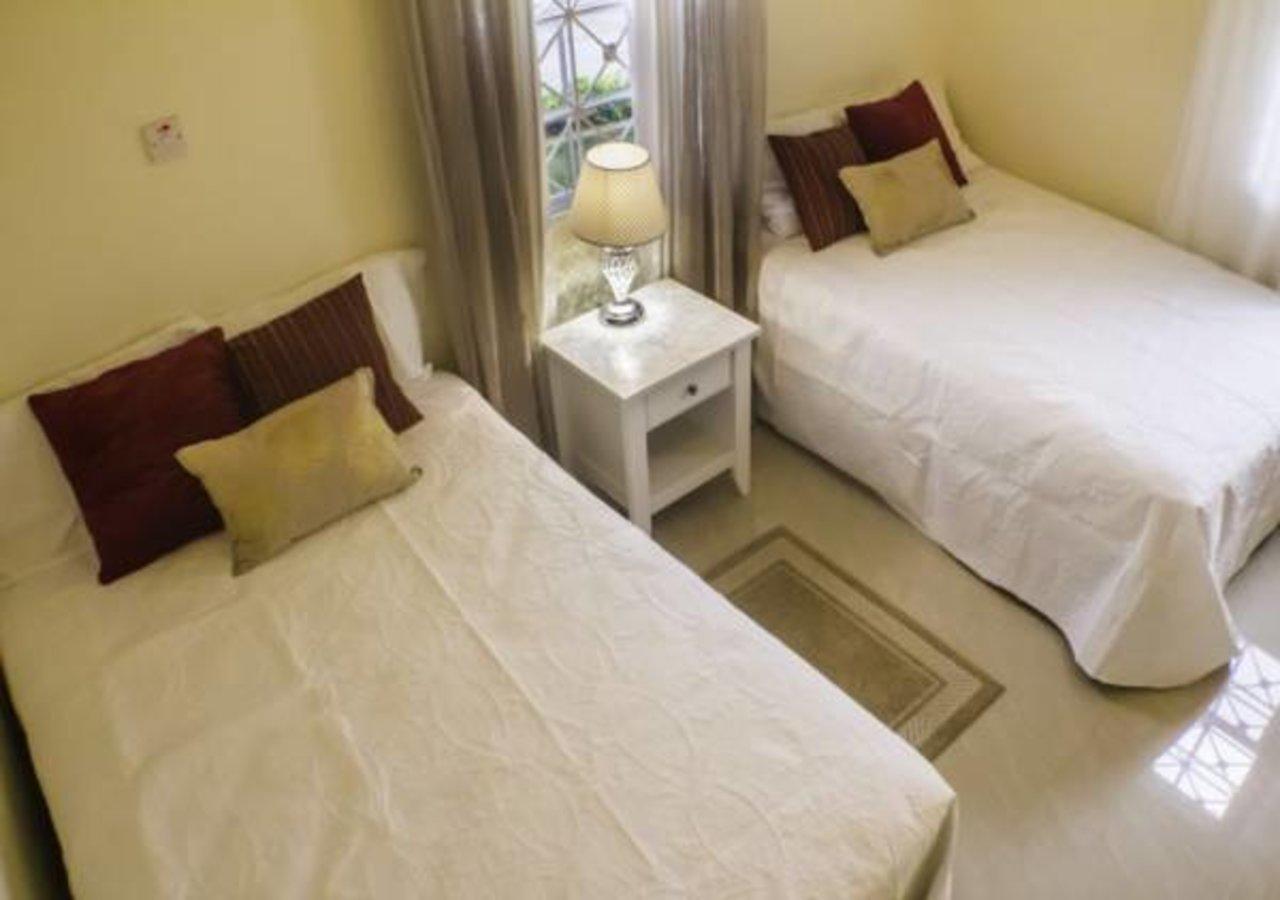 N2N Suites - Ochio Rios Vacation Home Ocho Rios Eksteriør bilde